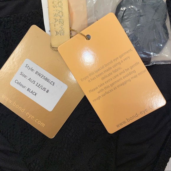 US8 Black Bond-eye swim set - Picture 2 of 5